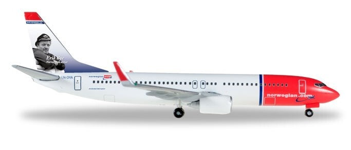 1/500 B737-800 Norwegian Air Shuttle (M)