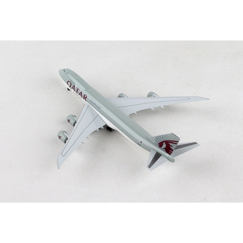 1/500 Qatar Airways Cargo Boeing 747-8F