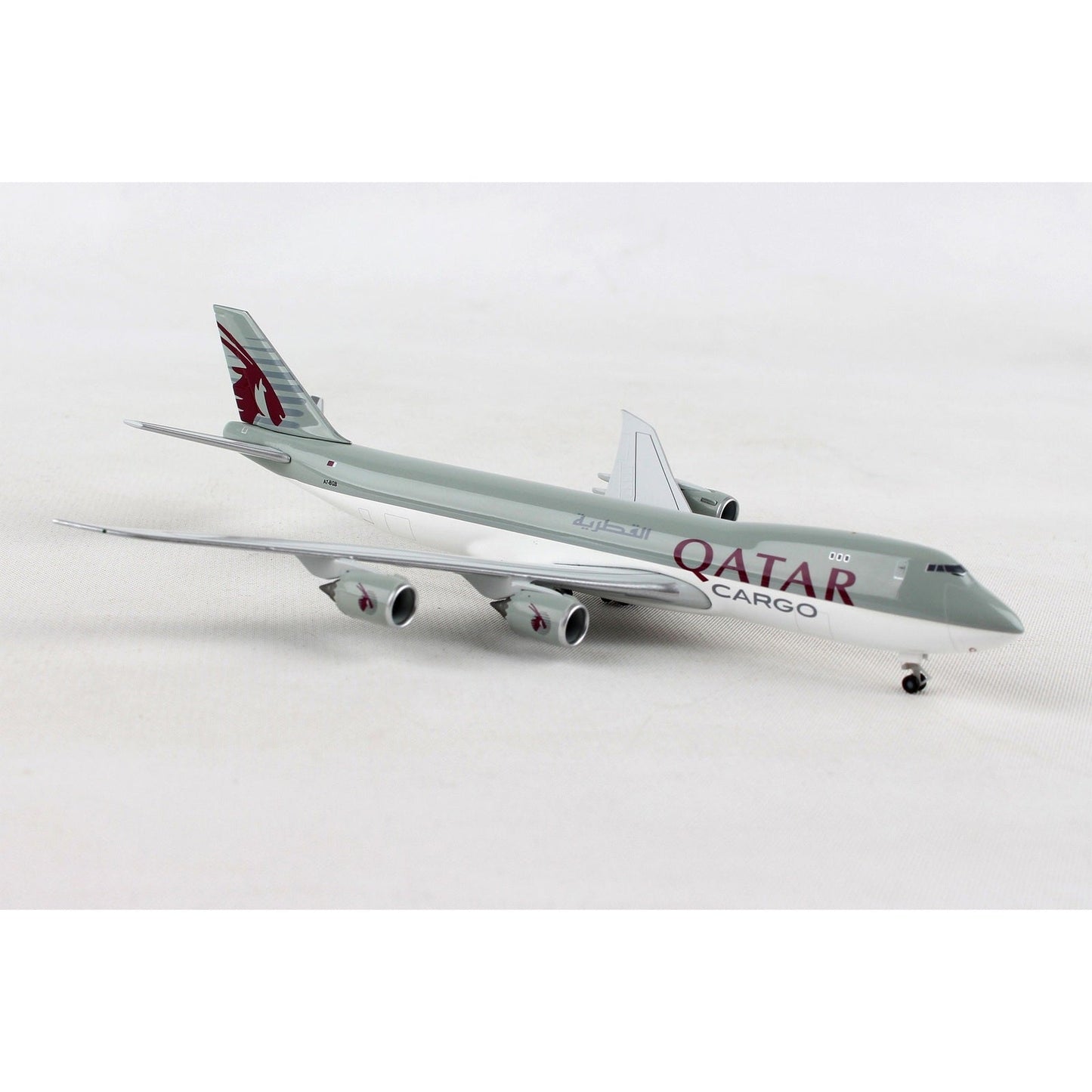 1/500 Qatar Airways Cargo Boeing 747-8F