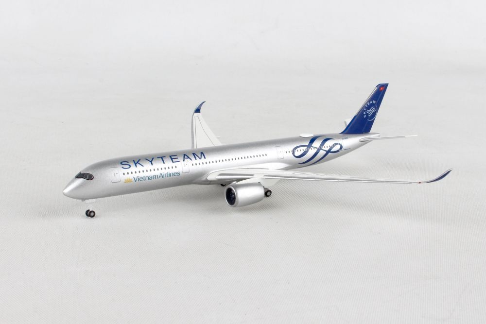 1/500 Vietnam Airlines Airbus A350-900  - SkyTeam -