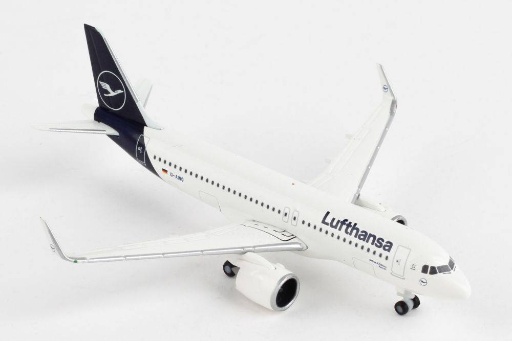 1-500 Airbus A320neo Lufthansa  New Colors  - Rastatt -