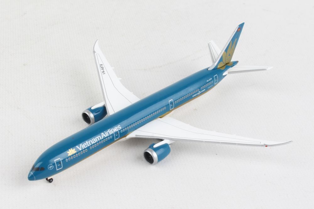 1/500 Vietnam Airlines Boeing 787-10 Dreamliner