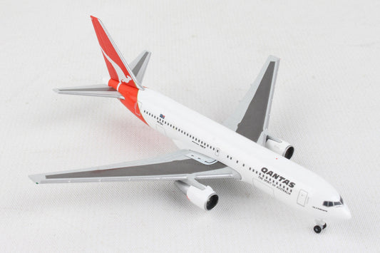 1/500 QANTAS B767-200  - City of Wollongong -  VH-EAJ Centenary Series