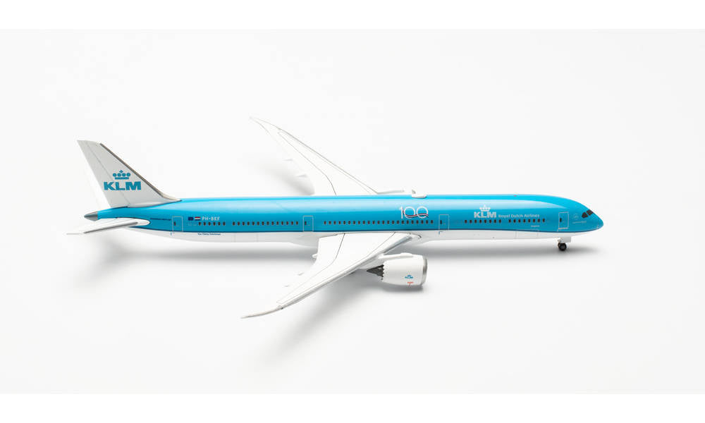 KLM Royal Dutch Airlines Boeing 787-10 Dreamliner