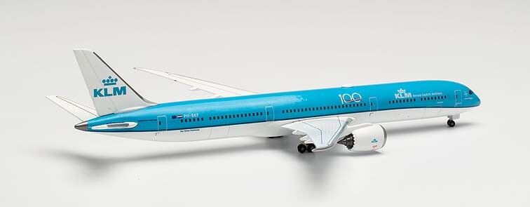 KLM Royal Dutch Airlines Boeing 787-10 Dreamliner