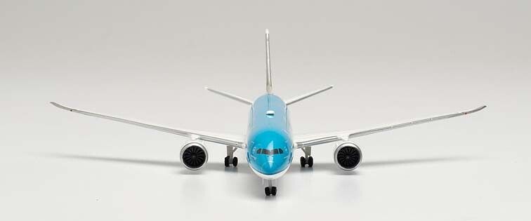 KLM Royal Dutch Airlines Boeing 787-10 Dreamliner