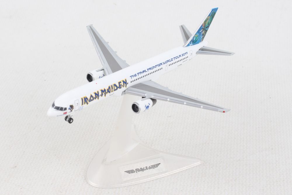 1/500 Iron Maiden Boeing 757-200  - Ed Force One -  - The Final Frontier Tour