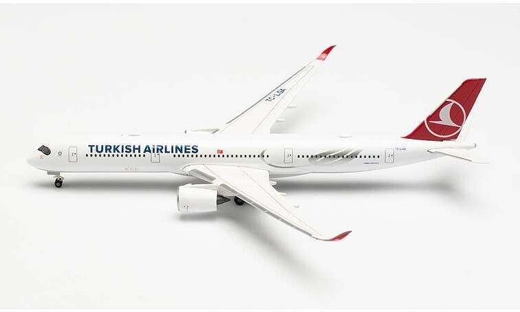 1/500 Turkish Airlines Airbus A350-900 TC-LGA