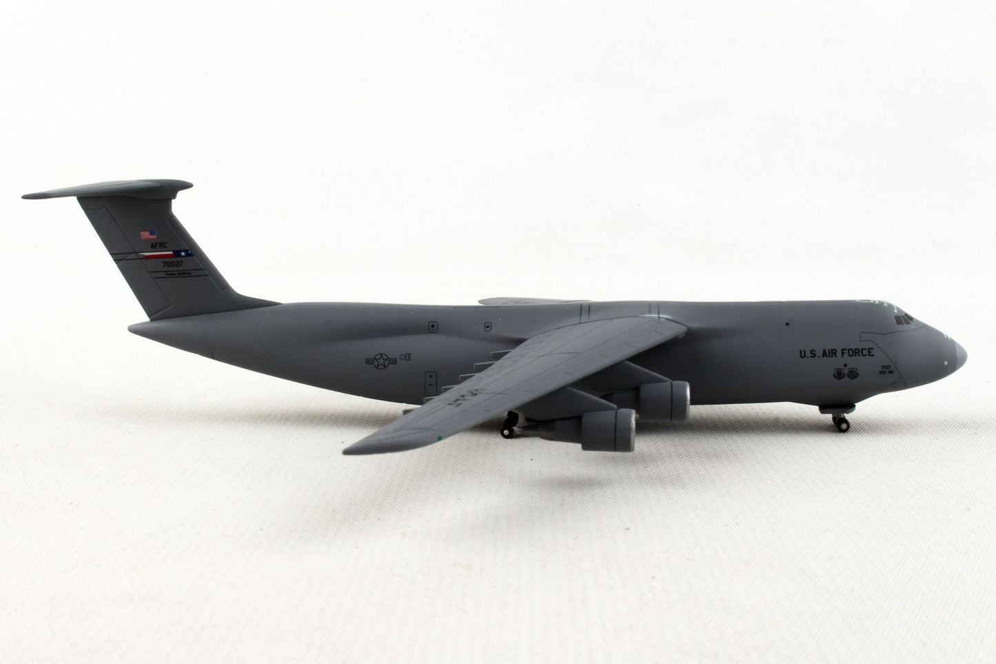 1/500 US Air Force Lockheed Martin C-5M Super Galaxy - 68Th Airlift Squadron 433Rd Airlift Wing Join