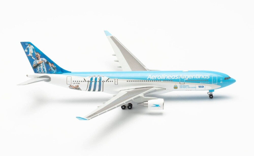 1/500 Aerolíneas Argentinas Airbus A330-200 - Selección de Argentina