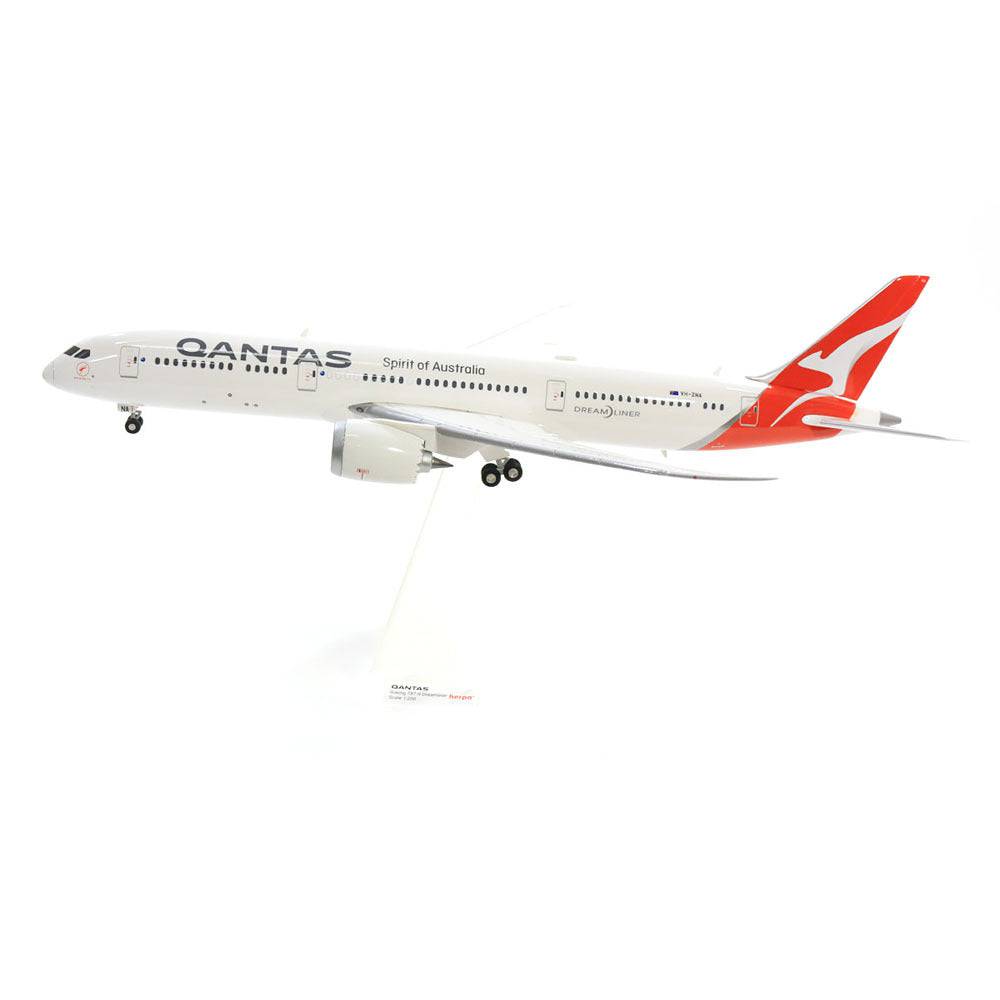 1/200 QANTAS B787-9 Dreamliner New Livery VH-ZNA