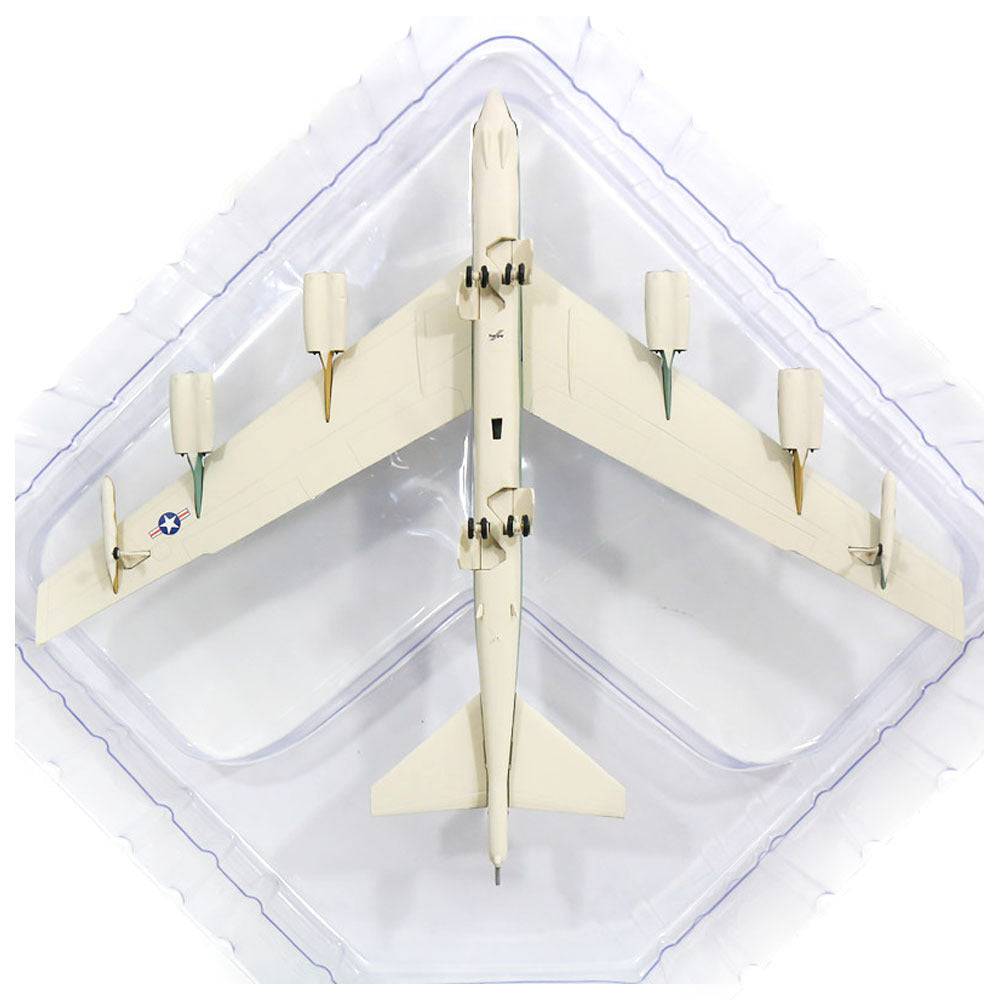 1/200 USAF Boeing B-52G Stratofortress  - Museum of Flight -  - 72d Strategic Wing