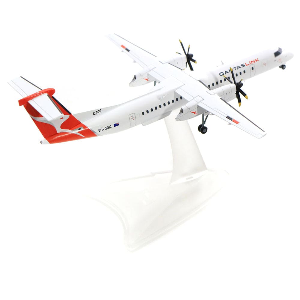 1/200 QANTASLINK Bombardier Q400 New Livery