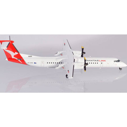 1/200 QANTASLINK Bombardier Q400 New Livery