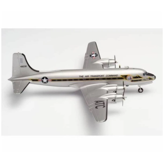 1/200 USAAF Douglas C54M Skymaster 513th