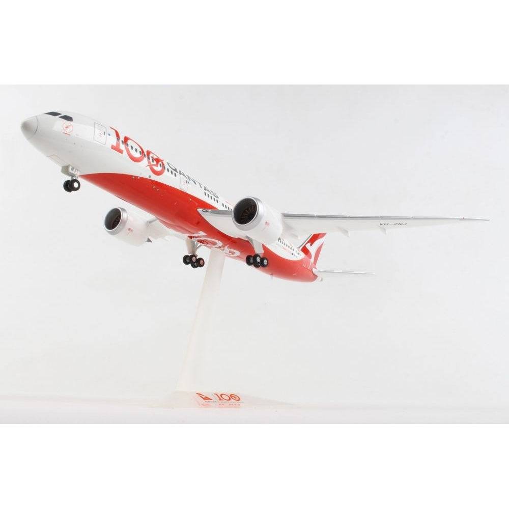 1/200 QANTAS B787-9 Dreamliner 100th Anniversary Livery   LONGREACH? VH-ZNJ