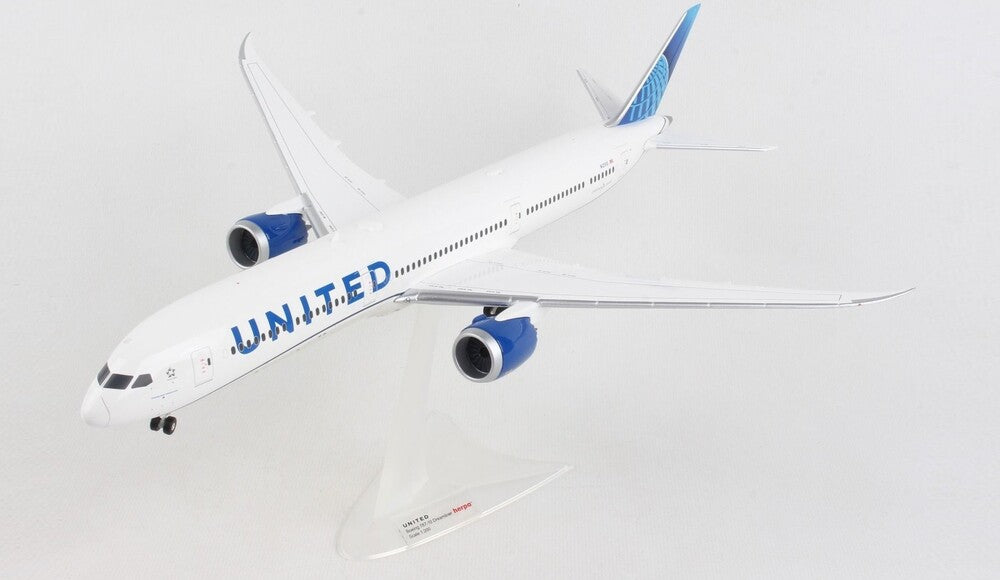 1/200 United Airlines Boeing 787-10 Dreamliner - new 2019 colors - N12010