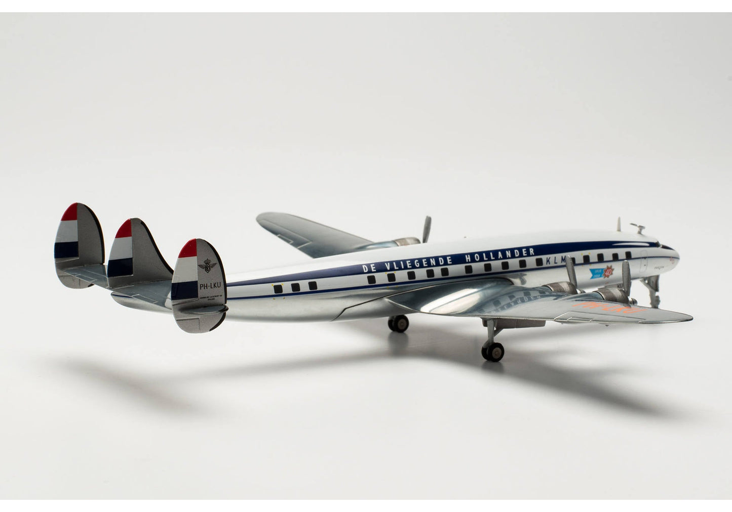 1/200 KLM Lockhead L1049C Super Constellation PHLKU Photon