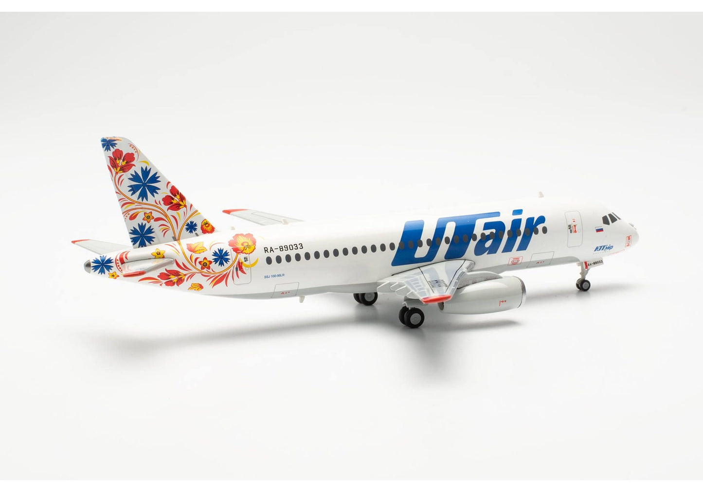 1/200 UTair Express Sukhoi Superjet 100