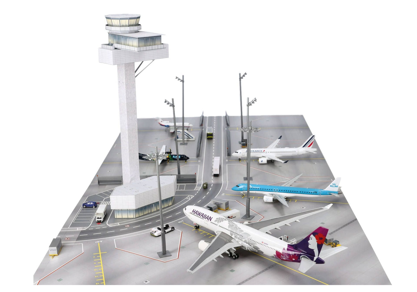 1/200 Airport Tower Cardboard Construction Kit