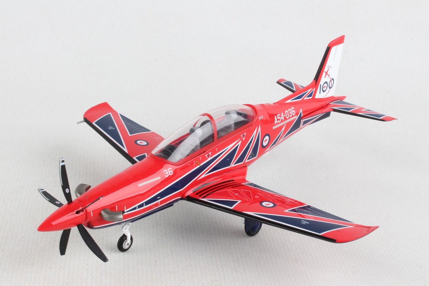 1/72 RAAF Pilatus PC-21 Roulettes Aerobatic Team RAAF 100 (Centenary Livery) A54-036