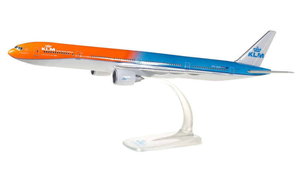 1:200 B777-300ER KLM Orange Pride