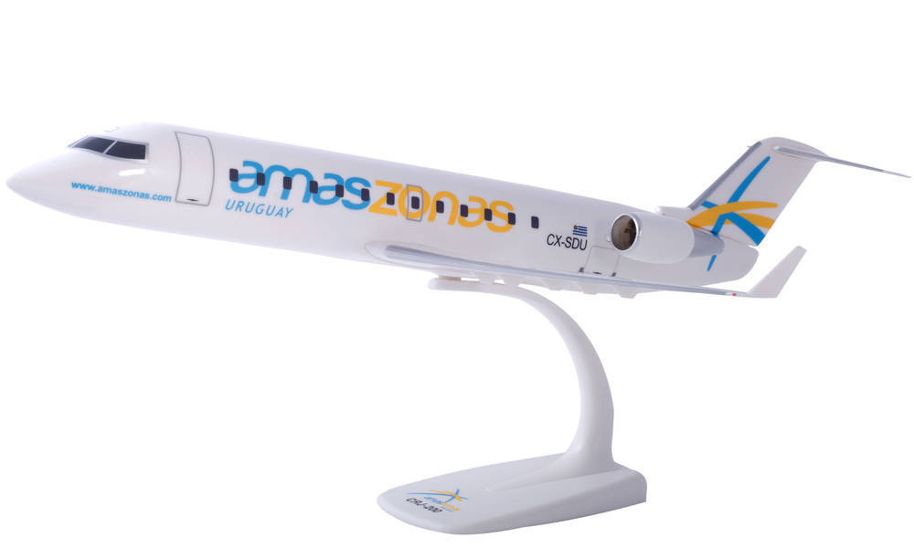 1/100 CRJ-200 Amazonas Uruguay