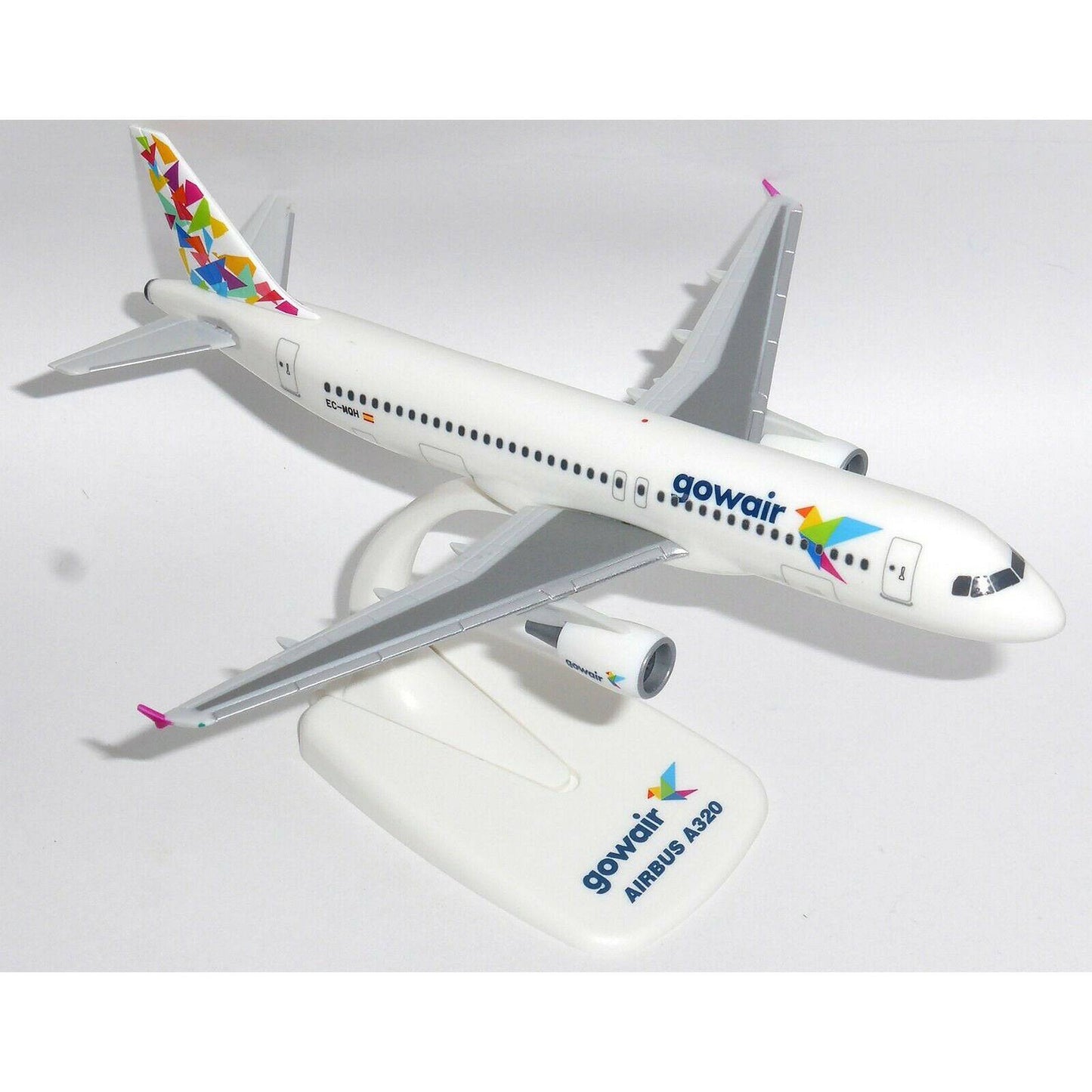 1/200 Gowair Airbus A320