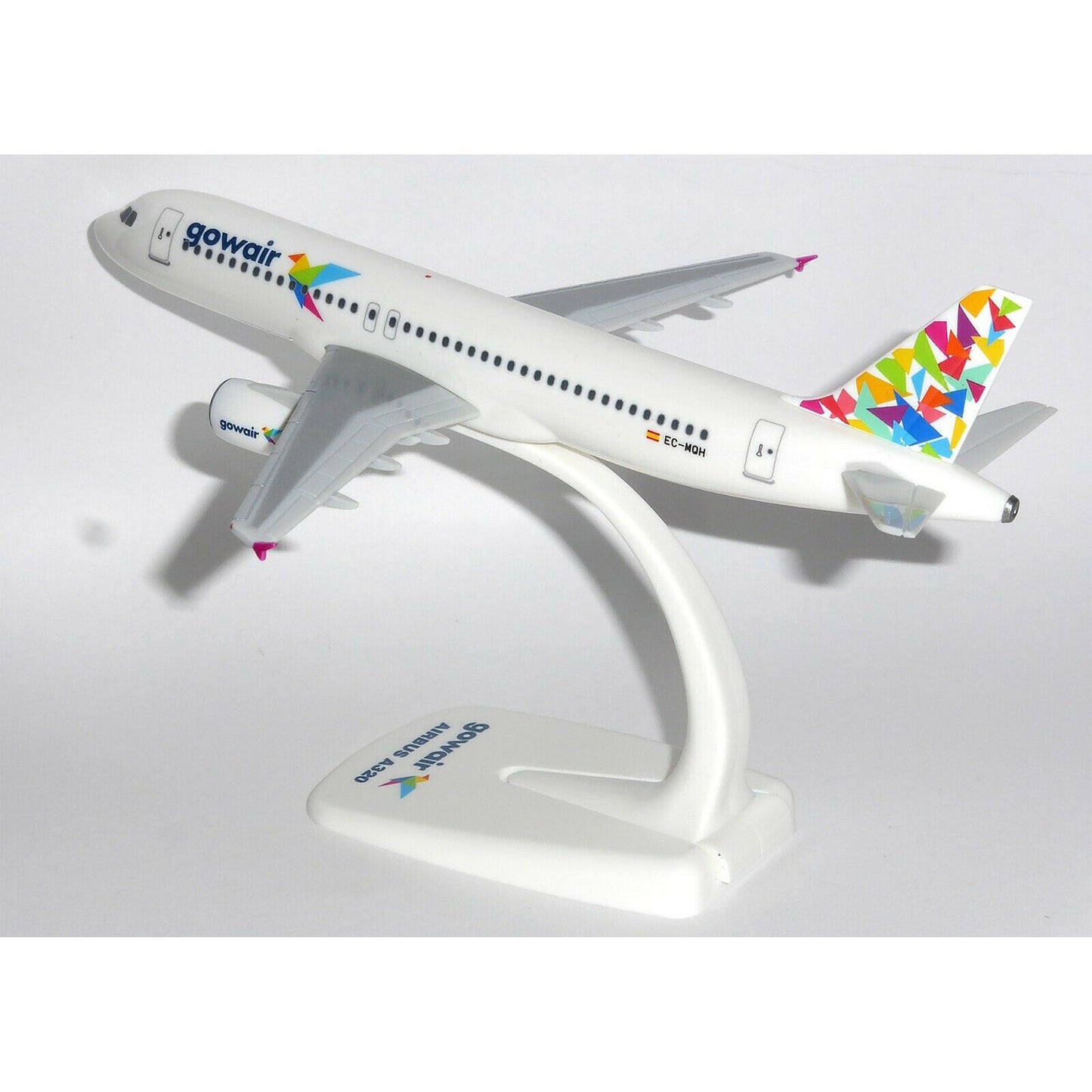 1/200 Gowair Airbus A320