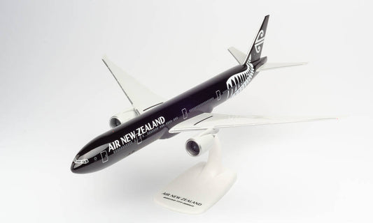 1/200 Air New Zealand Boeing 777-300ER  - All Blacks -