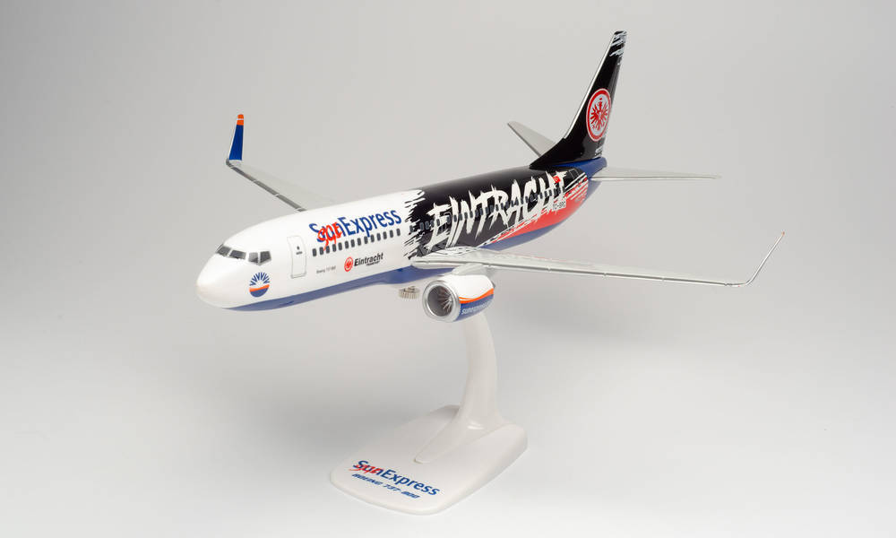 1/100 Sun Express Boeing 737-800  Eintracht Frankfurt - SGE Express? - TC-SPC