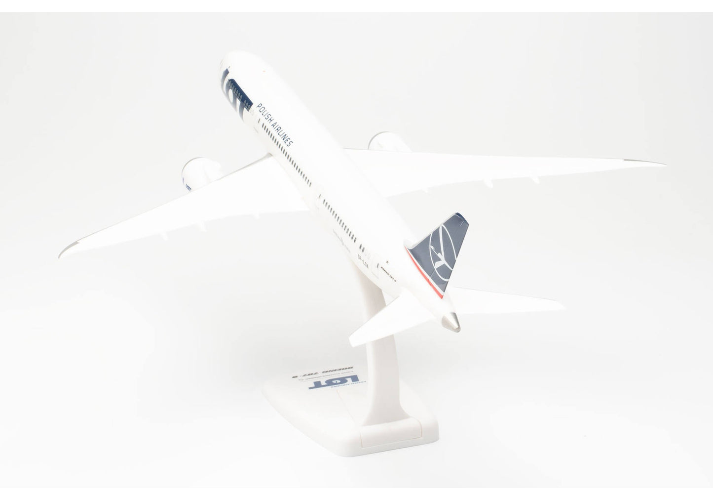 1/200 Snap Lot Polish Airlines Boeing 787-9 Dreamliner