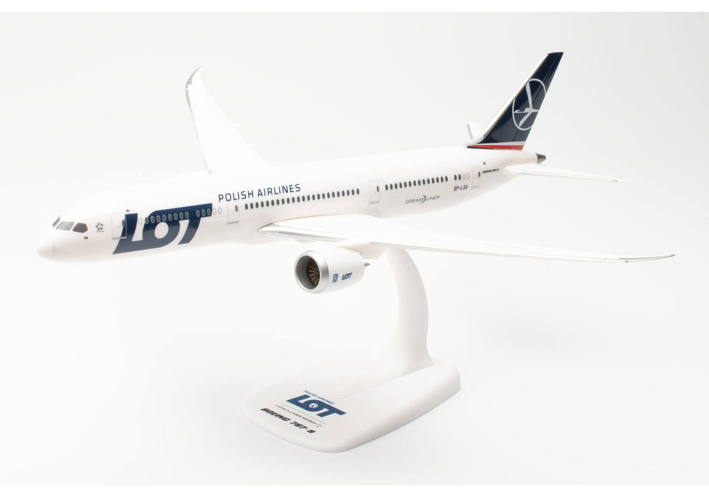 1/200 Snap Lot Polish Airlines Boeing 787-9 Dreamliner