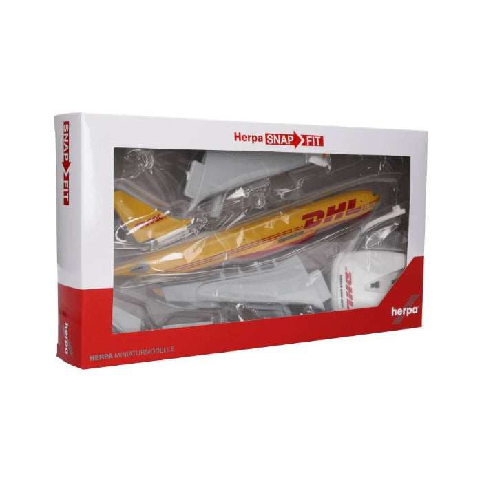 1/200 SNAP DHL Aviation (European Air Transport) Airbus A330-200F