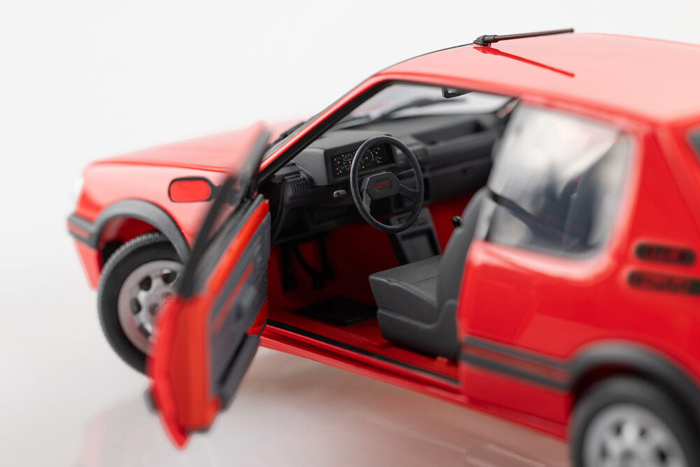 1/24 Peugeot 205 GTI