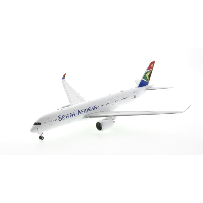 1/200 South African Airways Airbus A350-900XWB Reg: ZS-SDF with Stand