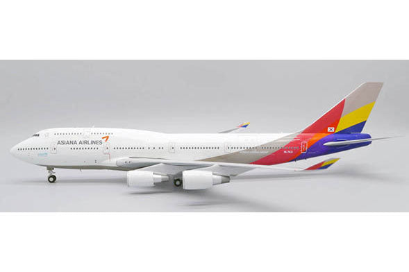 Asiana Airlines B747-400M HL7421