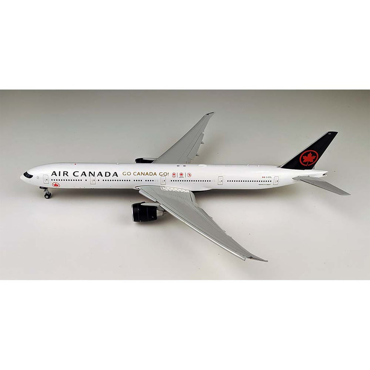 1/200 AC B777-300 Go Canada GoFlapsDown