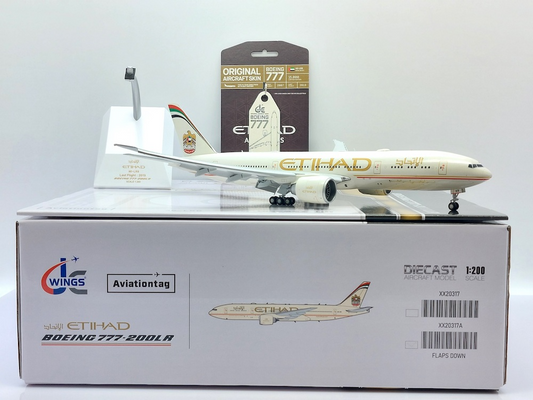 1/200 Etihad Airways B777-200LR A6-LRB (with Limited Edition Aviationtag)