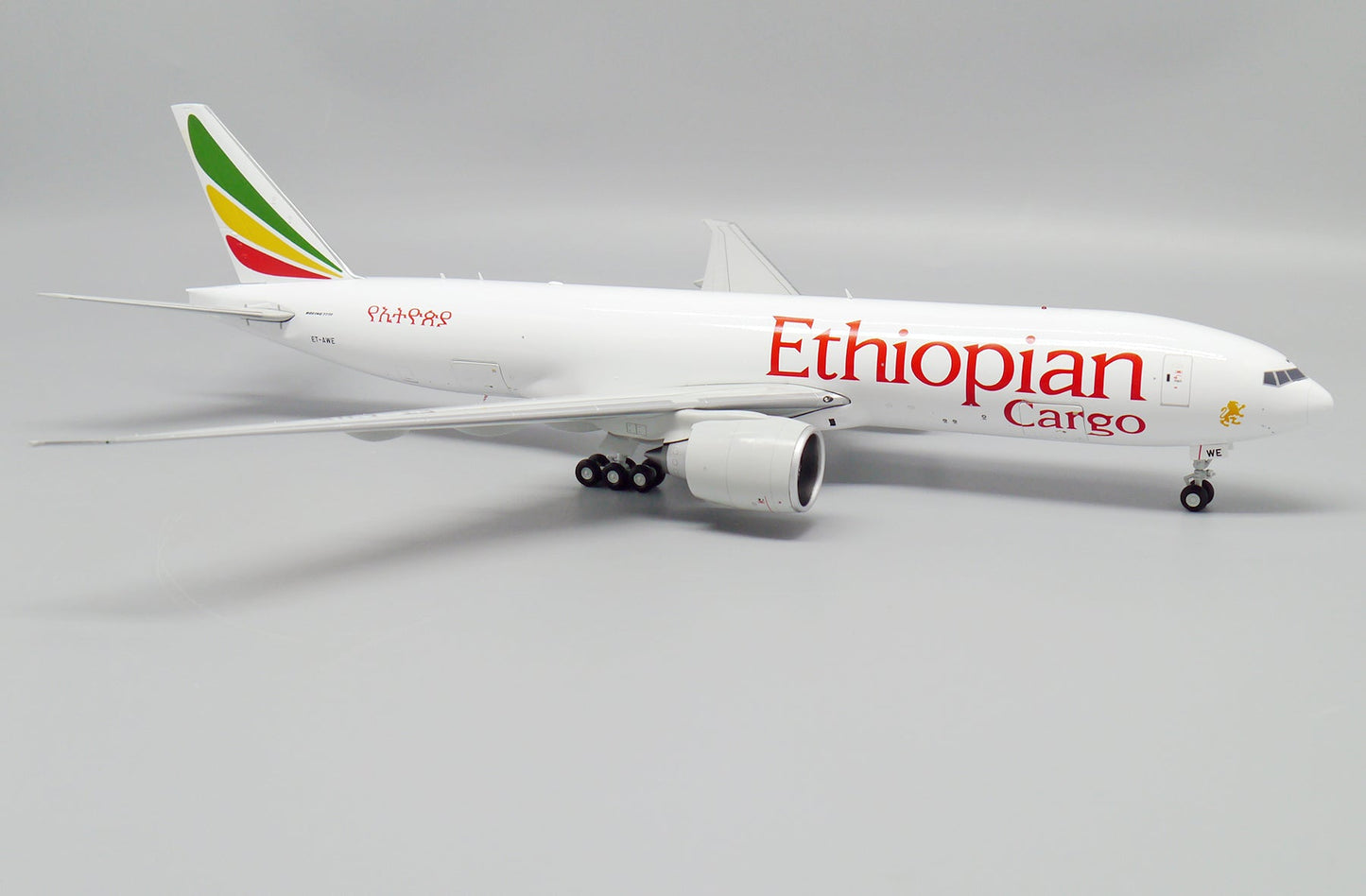 1/200 Ethiopian Cargo B777F ET-AWE (Interactive Series)