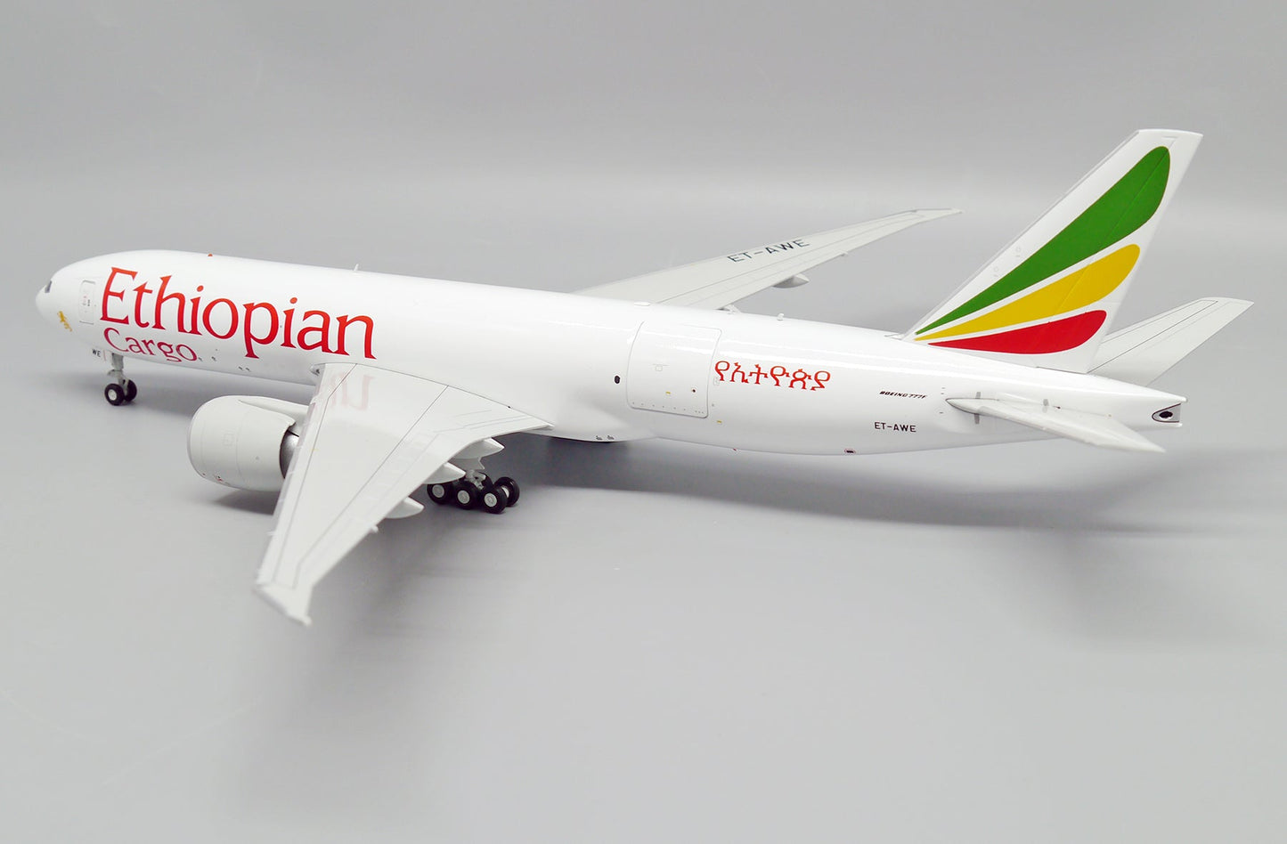 1/200 Ethiopian Cargo B777F ET-AWE (Interactive Series)