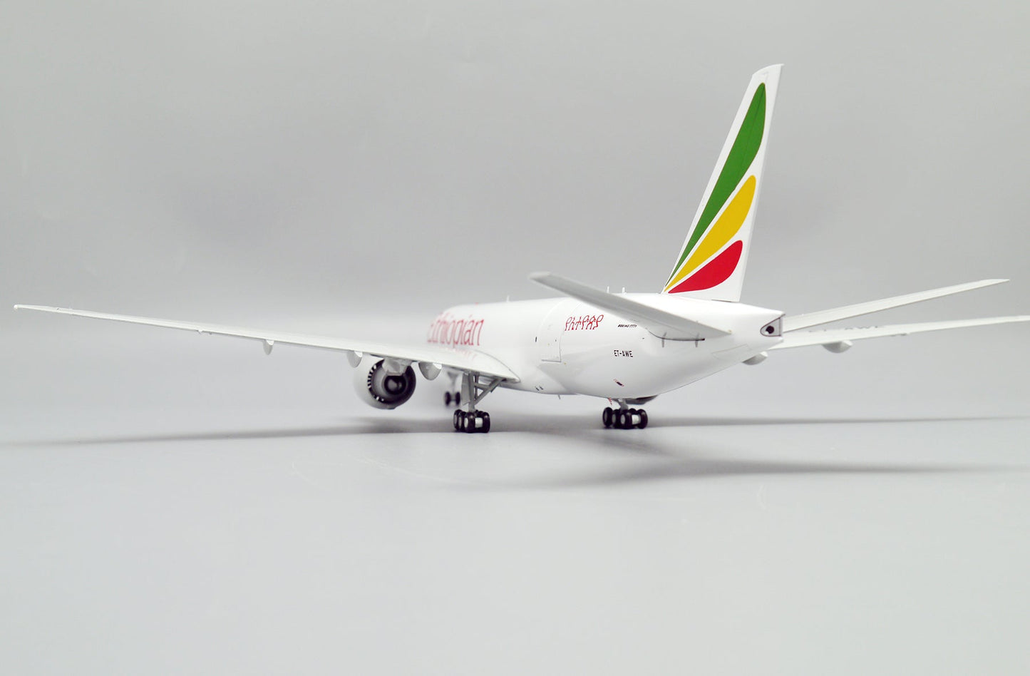 1/200 Ethiopian Cargo B777F ET-AWE (Interactive Series)