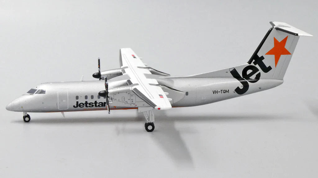 1/200 Jetstar Dash 8 Q300 VH-TQM