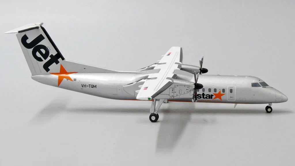 1/200 Jetstar Dash 8 Q300 VH-TQM