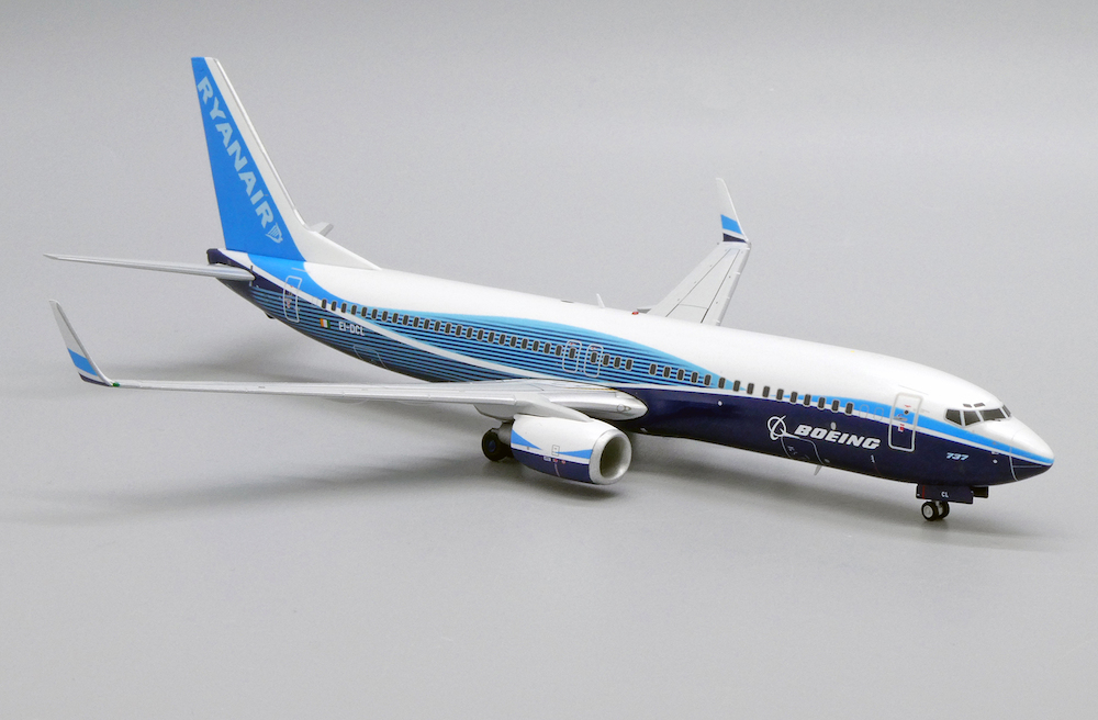 1/200 Ryanair B737-800 EI-DCL "Dreamliner"