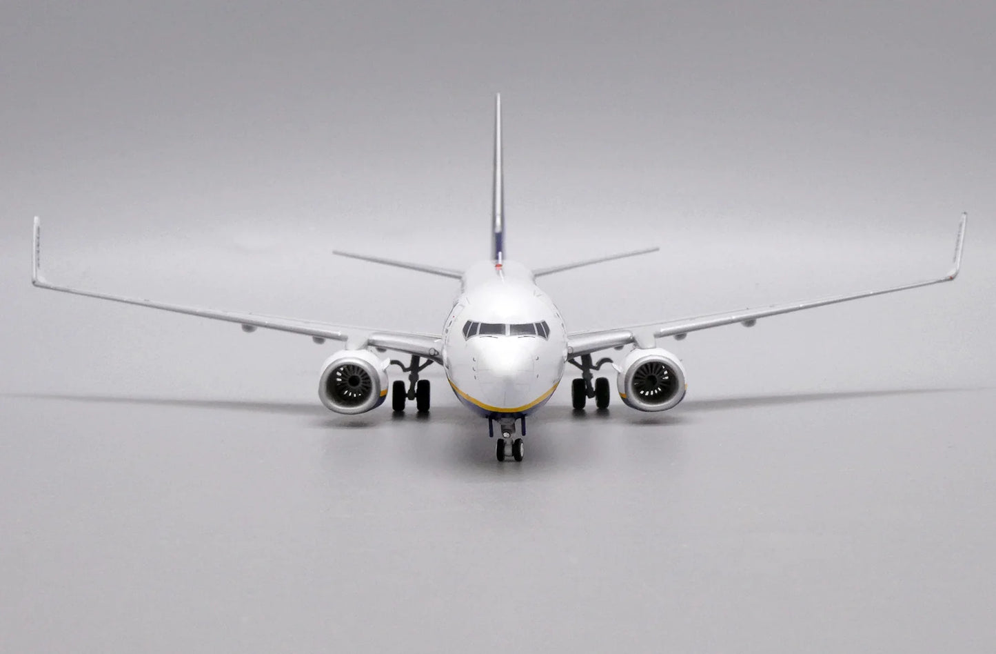 1/200 Ryanair Sun B737-800 SP-RSL