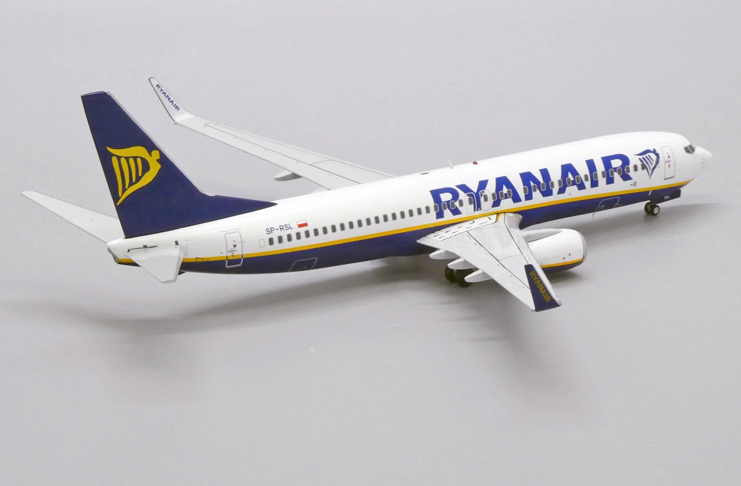 1/200 Ryanair Sun B737-800 SP-RSL