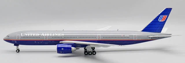 1/200 United Airlines B777-200 N777UA "First Commercial Flight of 777"