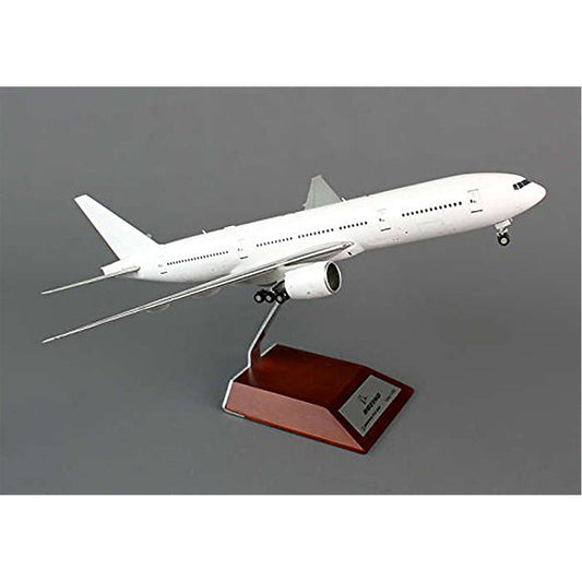 1/200 B777-200 Blank