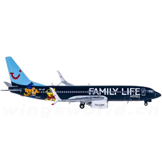 1/400 B737-800s Jetairfly Family Life